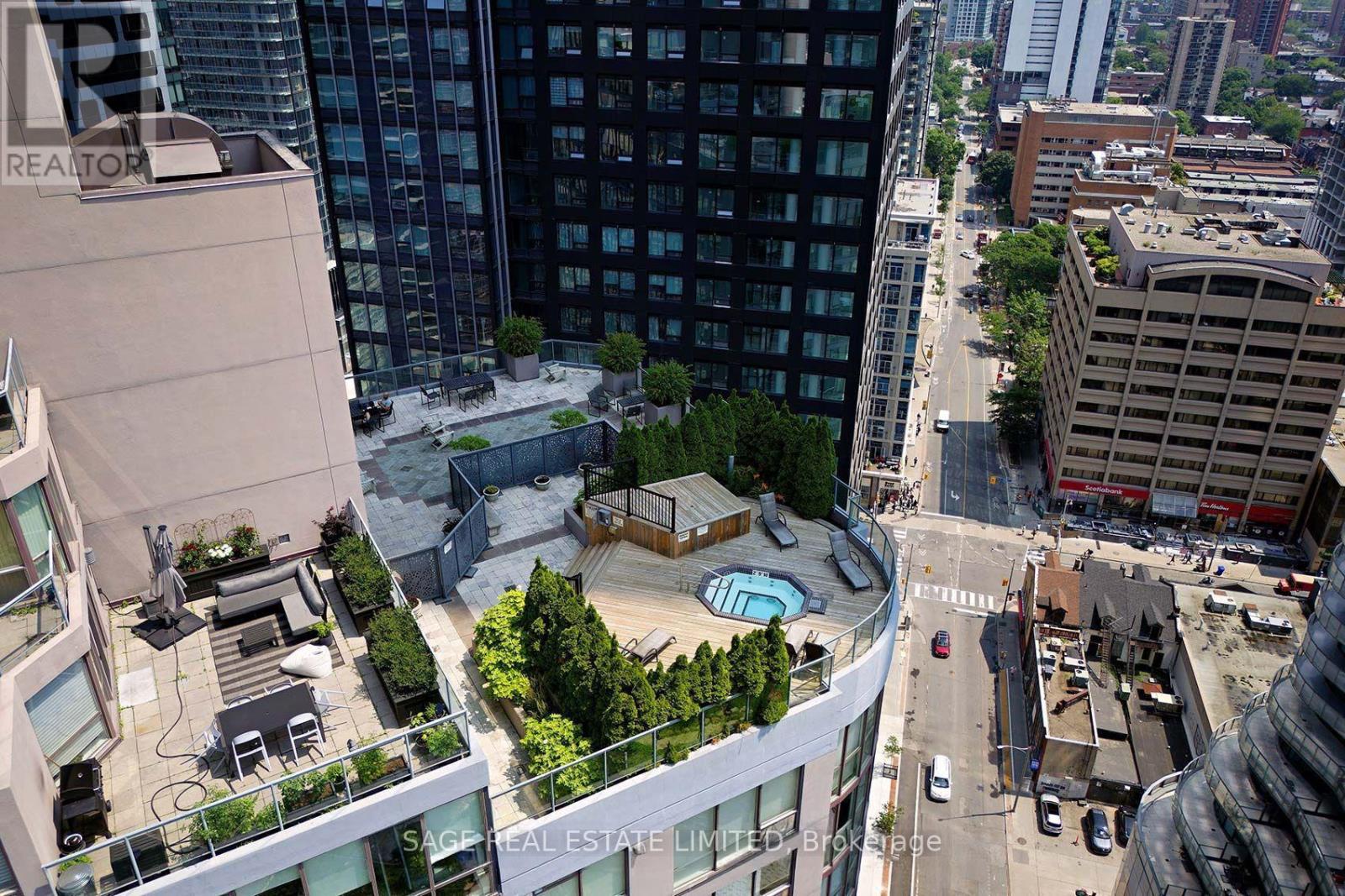 912 - 24 Wellesley Street W, Toronto (Bay Street Corridor), Ontario  M4Y 2X6 - Photo 24 - C12490712