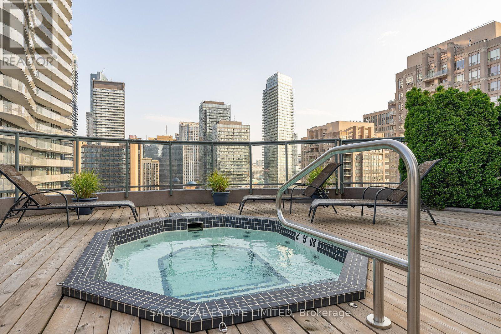 912 - 24 Wellesley Street W, Toronto (Bay Street Corridor), Ontario  M4Y 2X6 - Photo 25 - C12490712