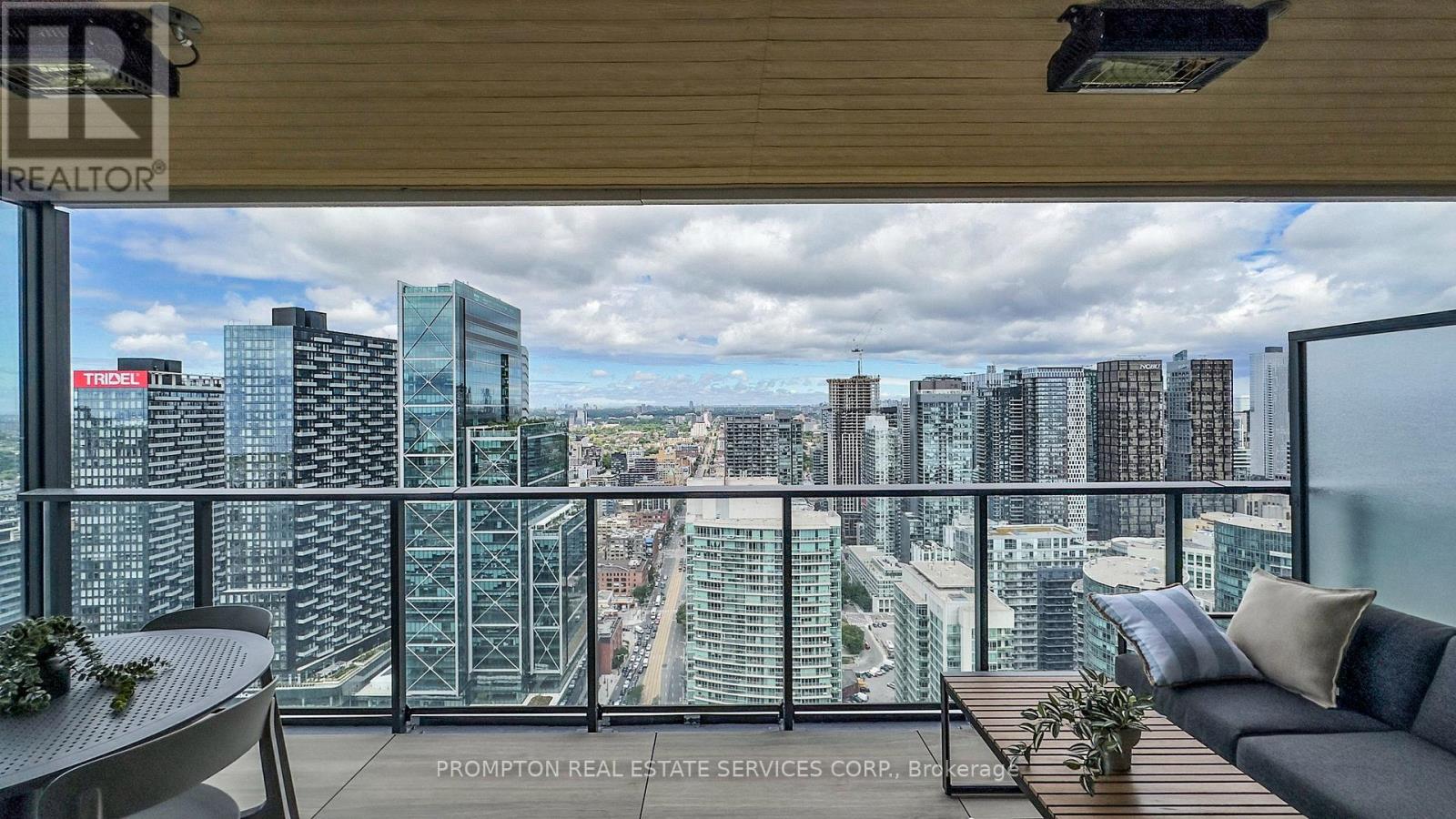 4903 - 3 Concord Cityplace Way, Toronto, Ontario  M5V 0X4 - Photo 13 - C12490740