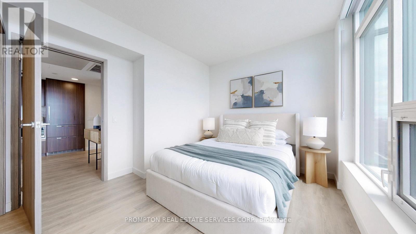 4903 - 3 Concord Cityplace Way, Toronto, Ontario  M5V 0X4 - Photo 14 - C12490740