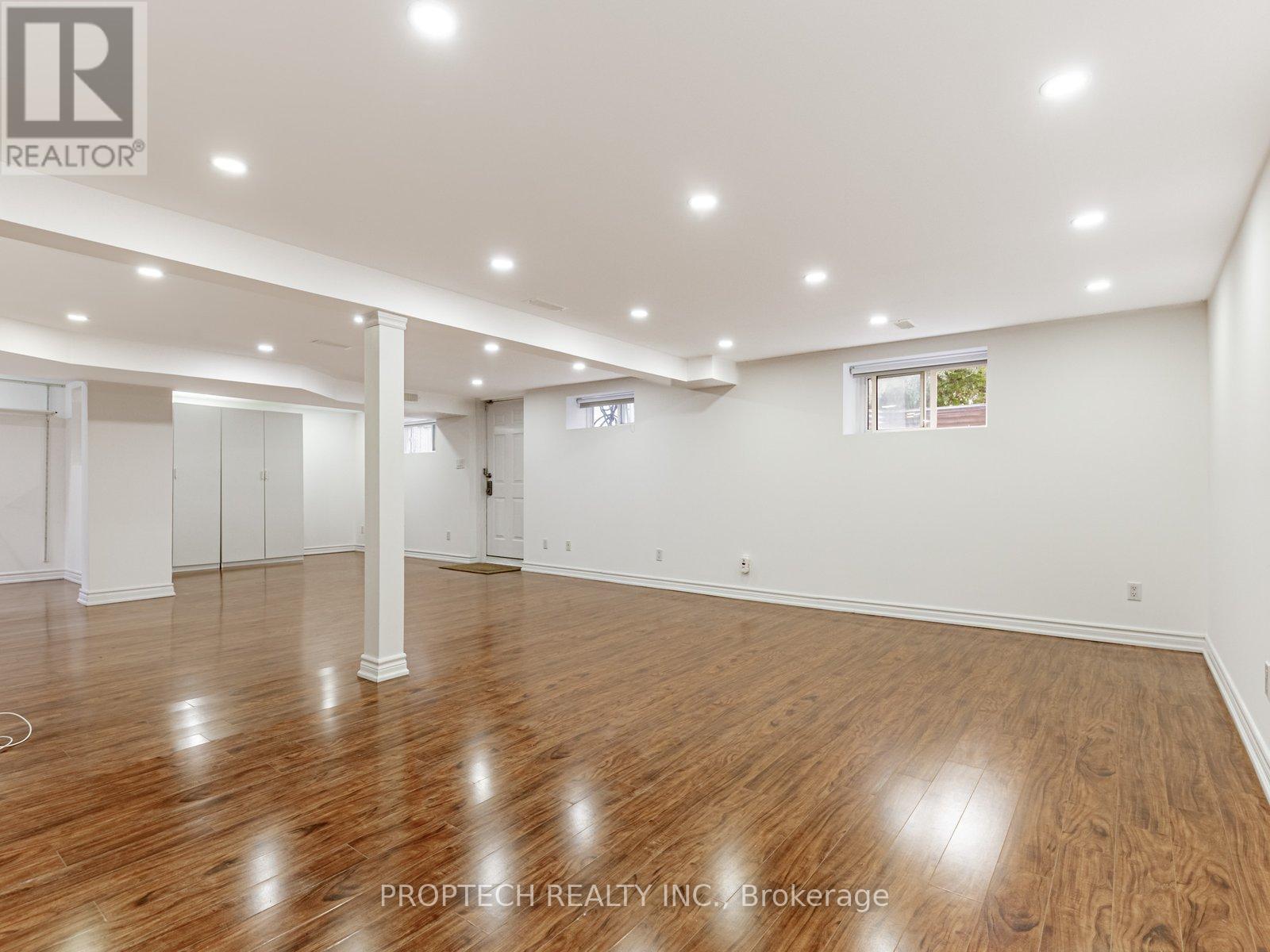 16 Shaunavon Heights Crescent, Toronto, Ontario  M3A 2P4 - Photo 27 - C12490758