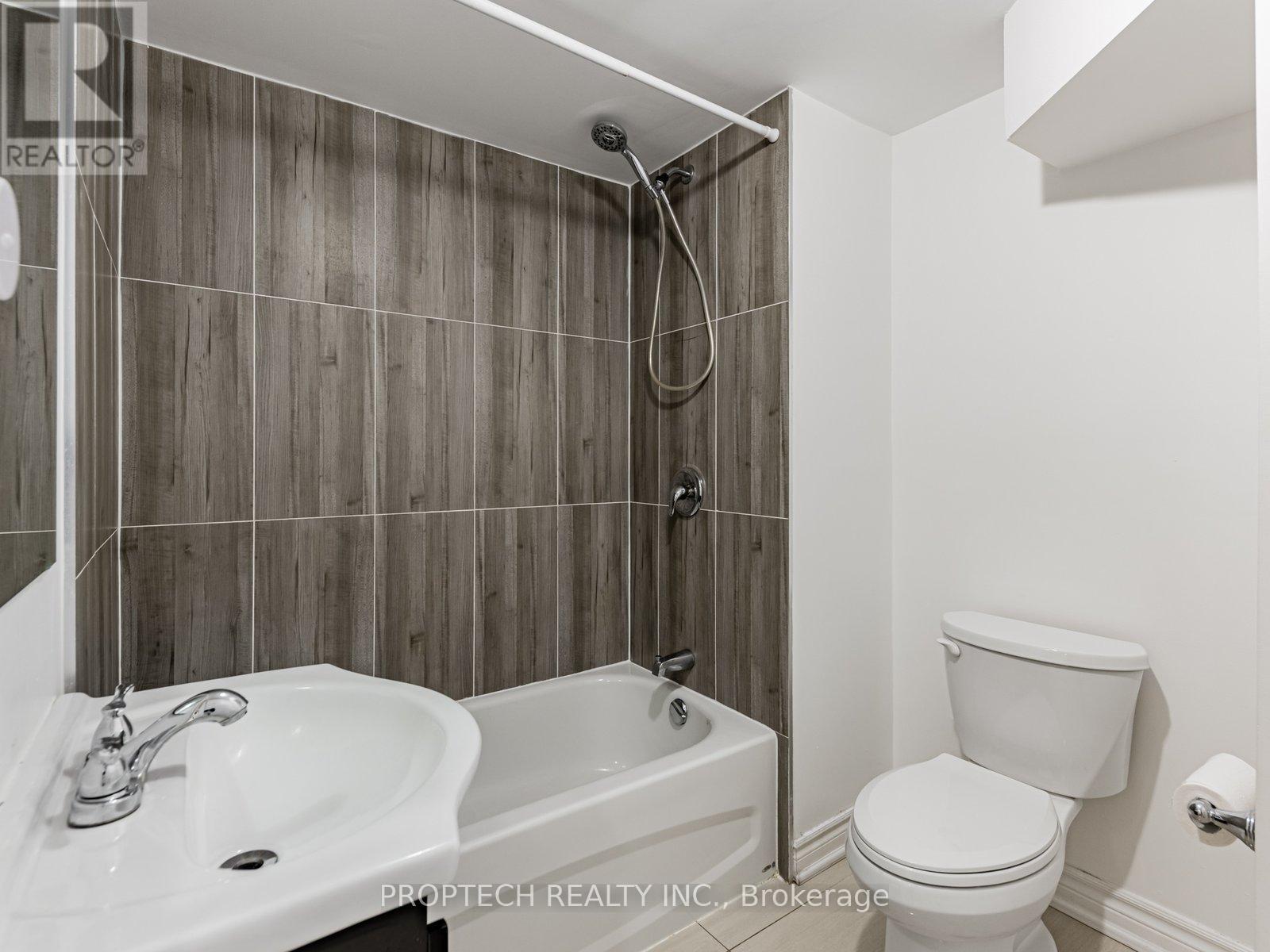 16 Shaunavon Heights Crescent, Toronto, Ontario  M3A 2P4 - Photo 29 - C12490758