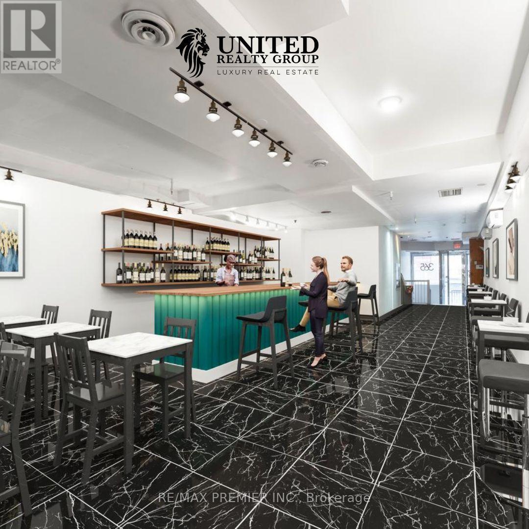 Main Floor - 365 King Street W, Toronto, Ontario  M5V 1K1 - Photo 6 - C12490818