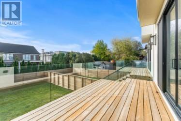 681 Glencairn Avenue, Toronto, Ontario  M6B 1Z8 - Photo 25 - C12487653