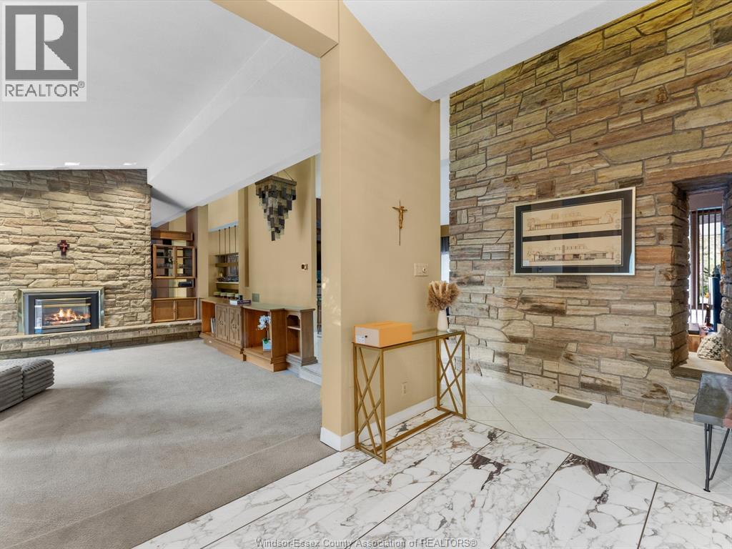 3691 Victoria, Windsor, Ontario  N9E 3L6 - Photo 6 - 25027556