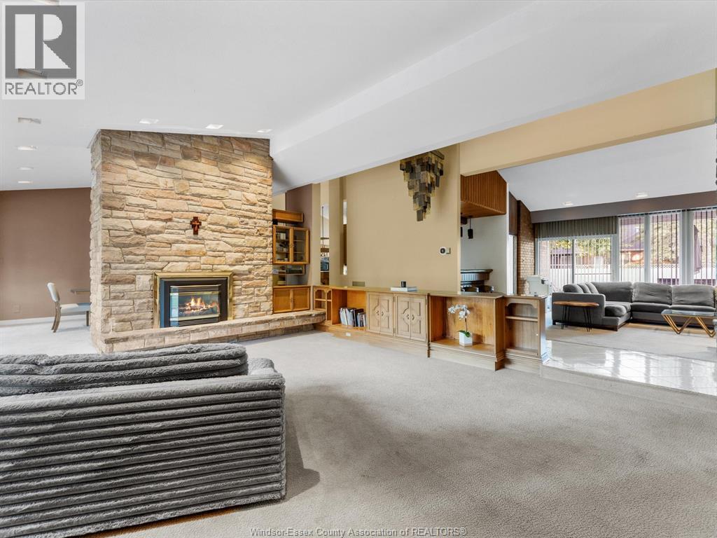 3691 Victoria, Windsor, Ontario  N9E 3L6 - Photo 8 - 25027556