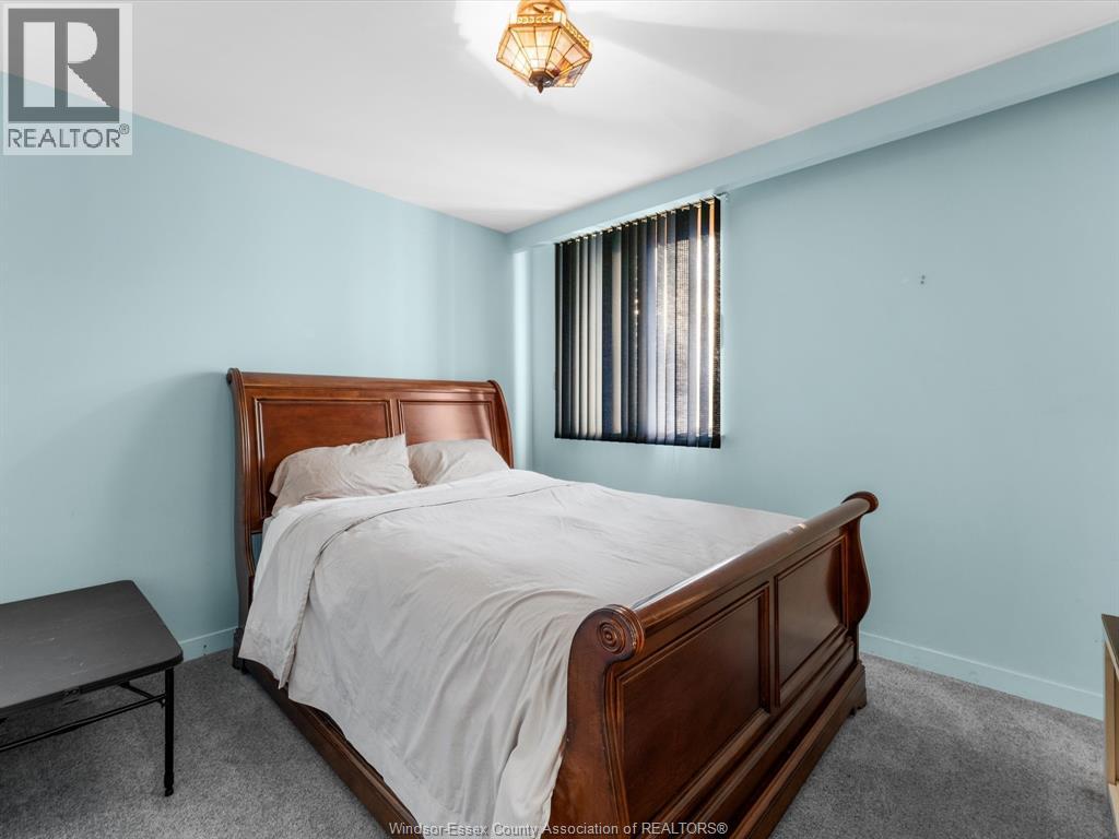 3691 Victoria, Windsor, Ontario  N9E 3L6 - Photo 37 - 25027556