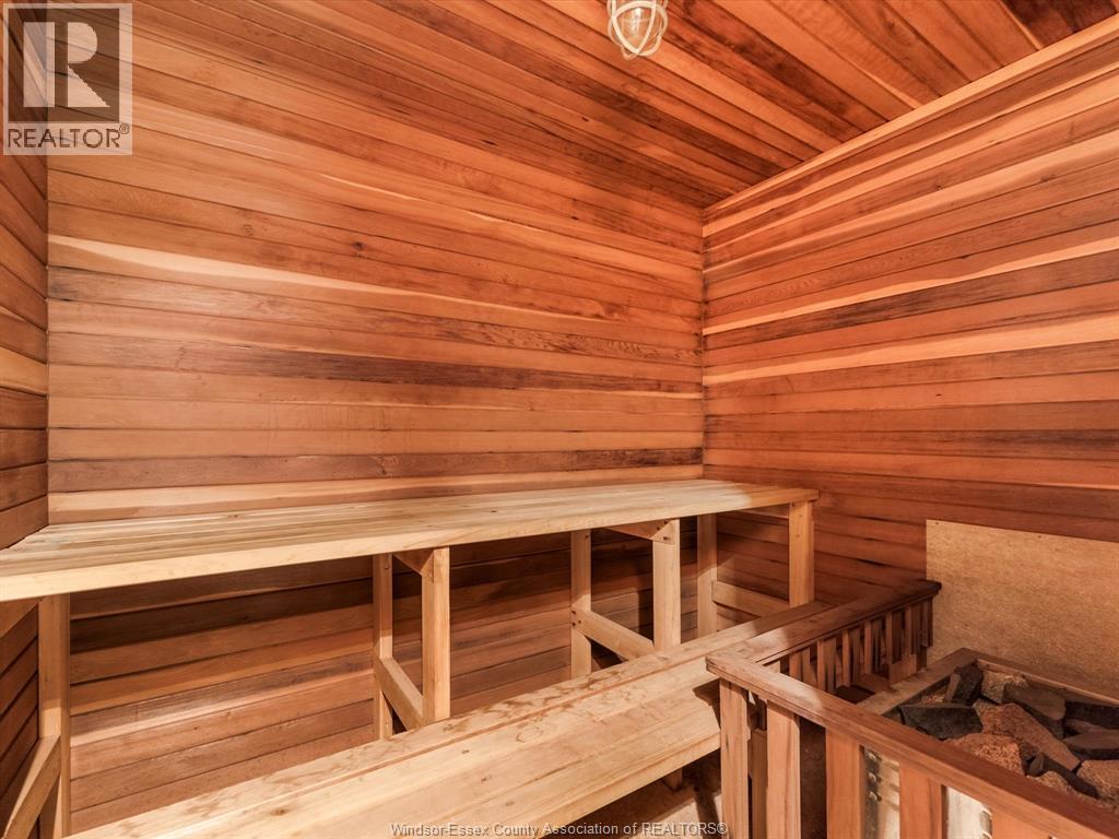 3691 Victoria, Windsor, Ontario  N9E 3L6 - Photo 33 - 25027556