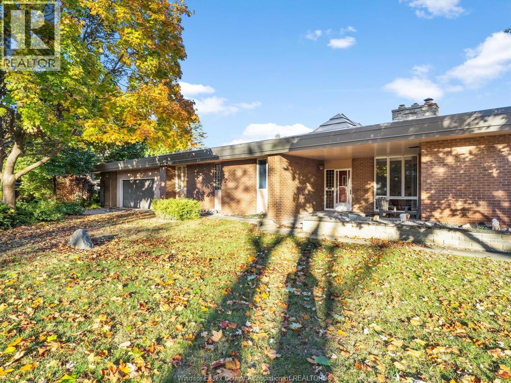 3691 Victoria, Windsor, Ontario  N9E 3L6 - Photo 42 - 25027556