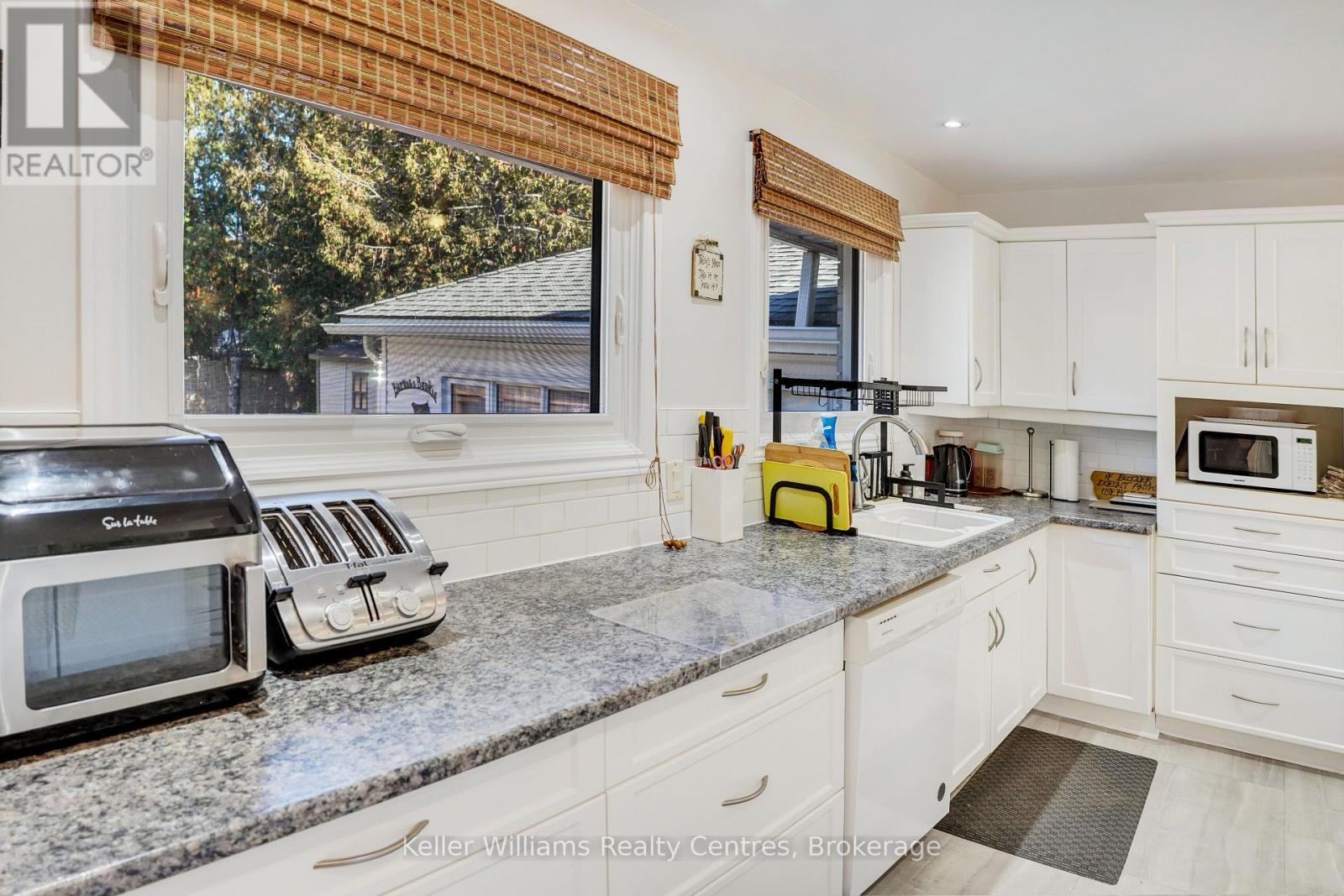 202 Bennett Street W, Goderich, Ontario  N7A 1X8 - Photo 14 - X12490936