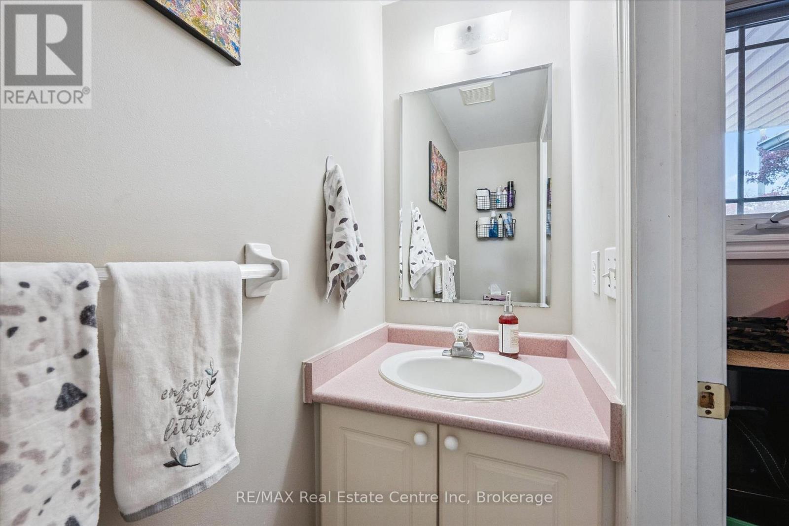 125 Rodgers Road, Guelph, Ontario  N1G 4Z6 - Photo 18 - X12490960