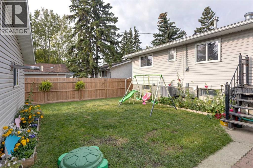 228 Penbrooke Way Se, Calgary, Alberta  T2A 3S8 - Photo 33 - A2257268