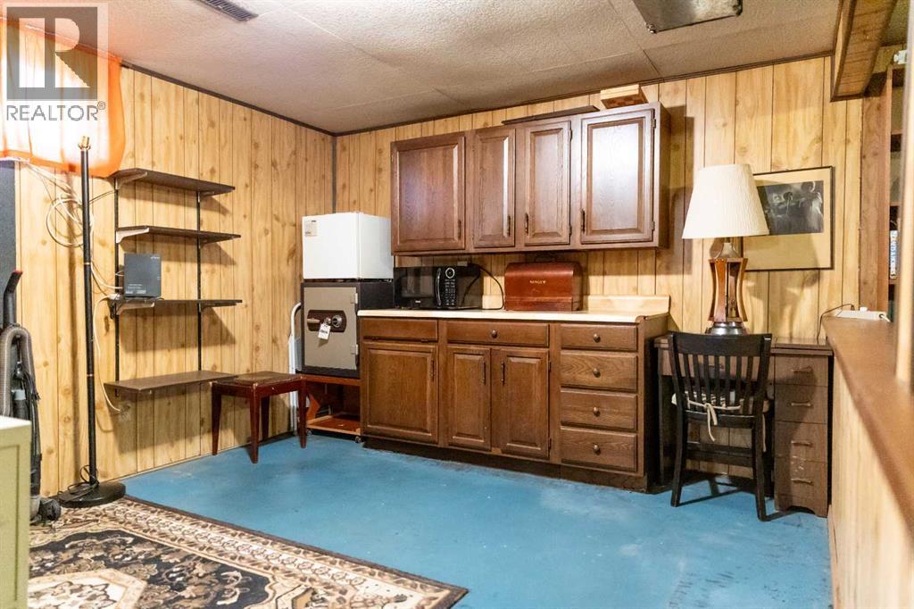 21 Watson Street, Red Deer, Alberta  T4N 5X7 - Photo 34 - A2267608