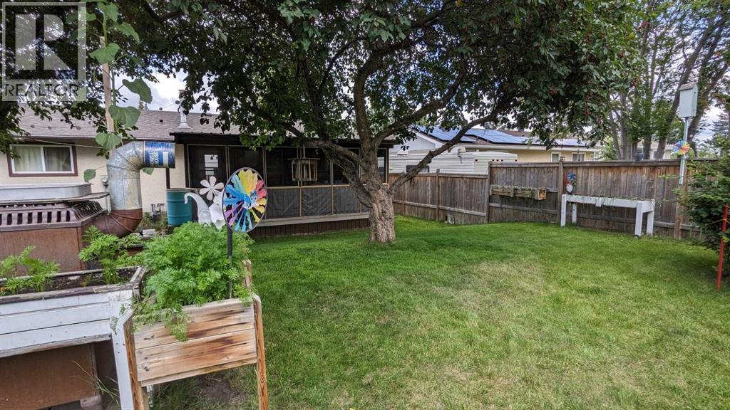 21 Watson Street, Red Deer, Alberta  T4N 5X7 - Photo 44 - A2267608