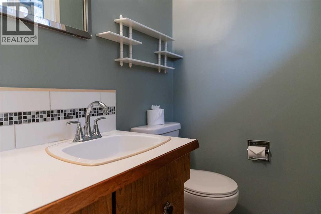 21 Watson Street, Red Deer, Alberta  T4N 5X7 - Photo 24 - A2267608