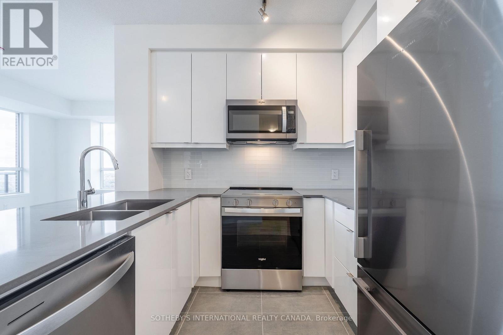 2102 - 3260 Sheppard Avenue E, Toronto, Ontario  M1T 3K3 - Photo 5 - E12490502