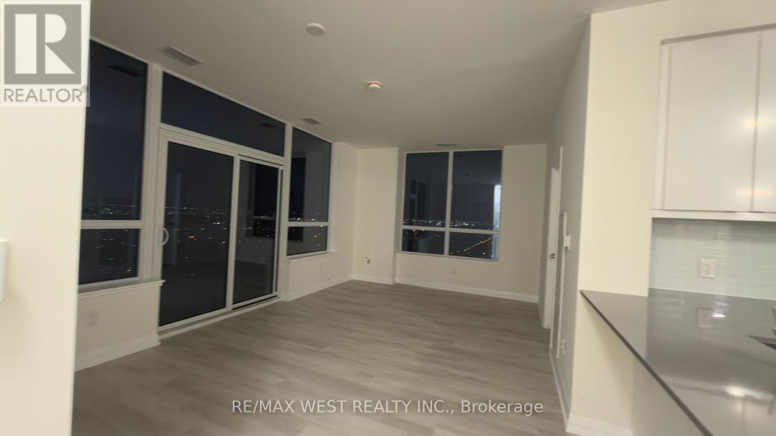 2802 - 3260 Sheppard Avenue E, Toronto, Ontario  M1T 3K3 - Photo 9 - E12490530