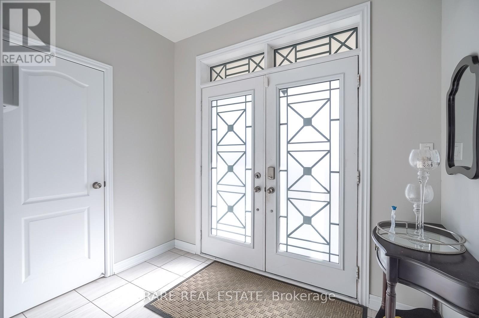 50 Henry Smith Avenue, Clarington, Ontario  L1C 0W1 - Photo 11 - E12490534