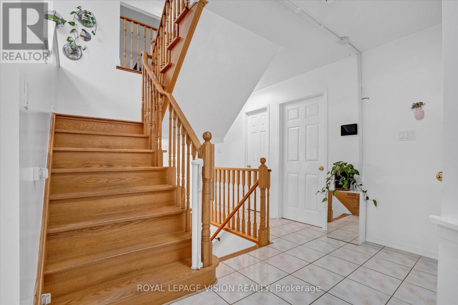 1330 Aldergrove Drive, Oshawa, Ontario  L1K 2Y6 - Photo 19 - E12490726