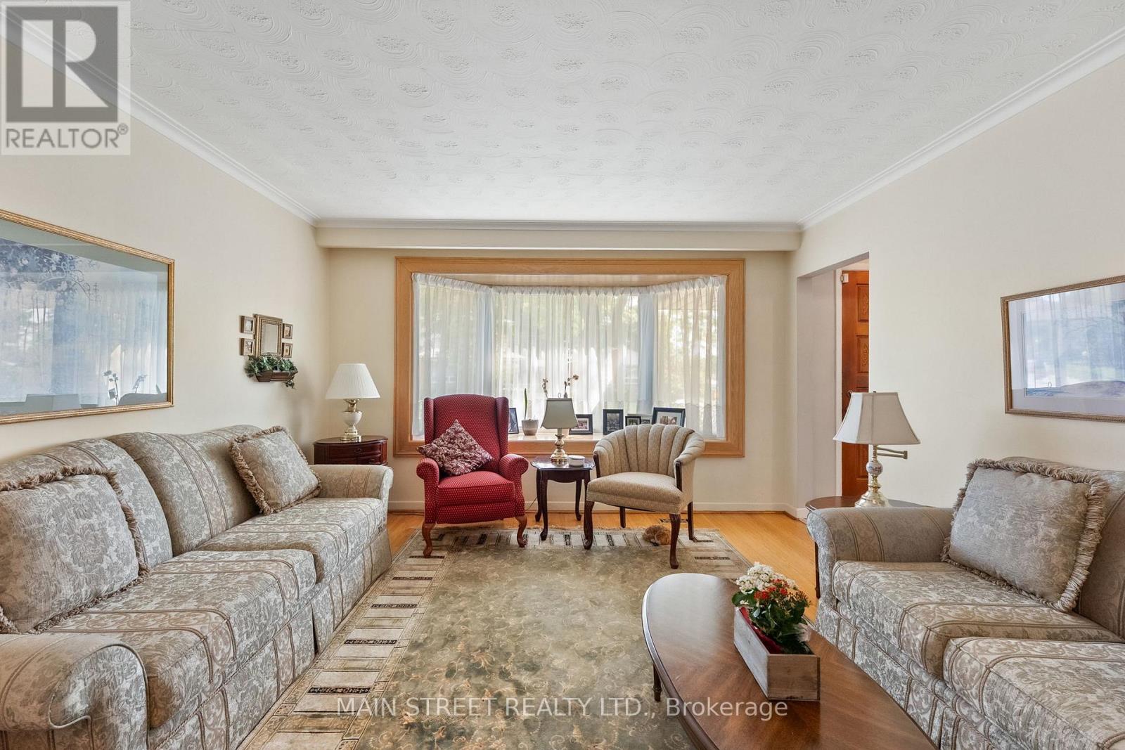 46 Jarwick Drive, Toronto, Ontario  M1H 2H3 - Photo 7 - E12490772