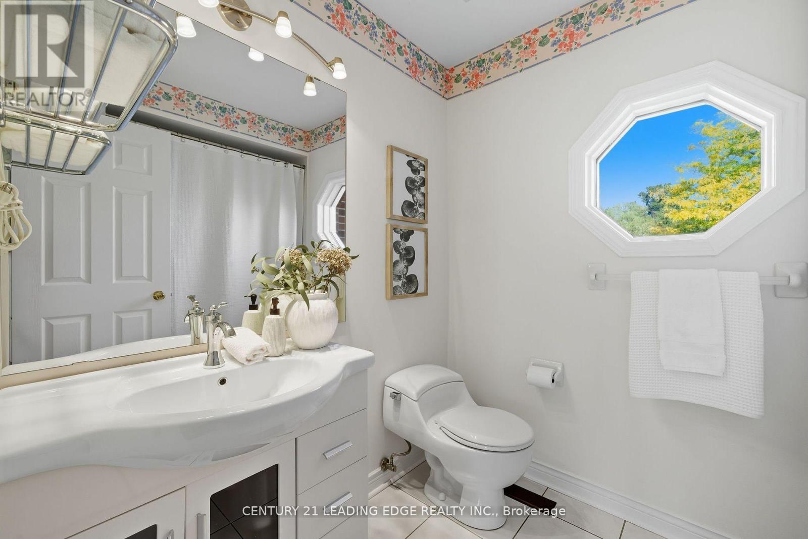 2308 Abbott Crescent, Pickering, Ontario  L1X 2T5 - Photo 13 - E12490814