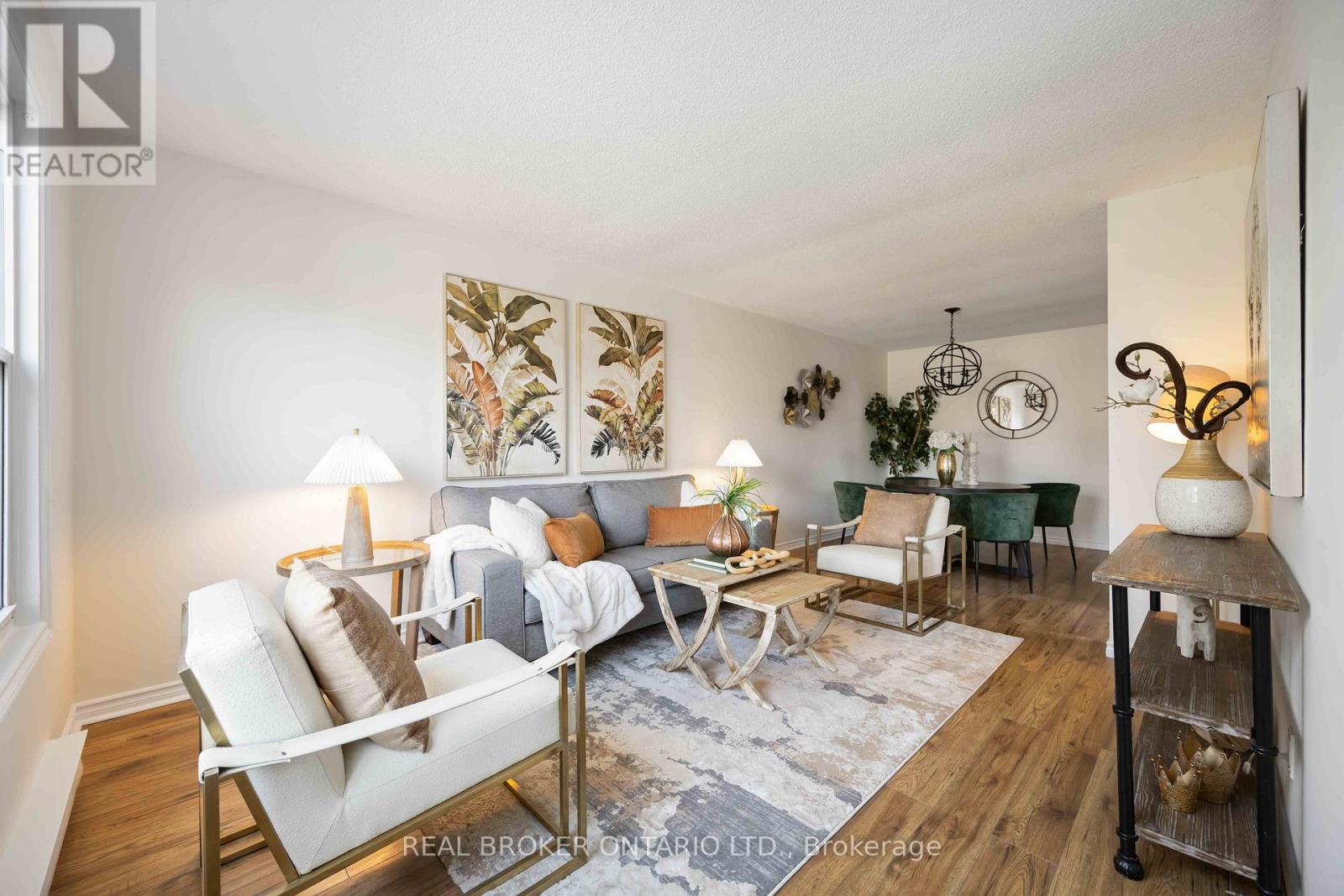 602 Dorchester Drive, Oshawa, Ontario  L1J 6L5 - Photo 3 - E12490840