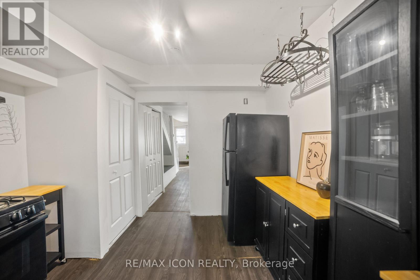 898 Eastern Avenue, Toronto, Ontario  M4L 1A4 - Photo 7 - E12490846