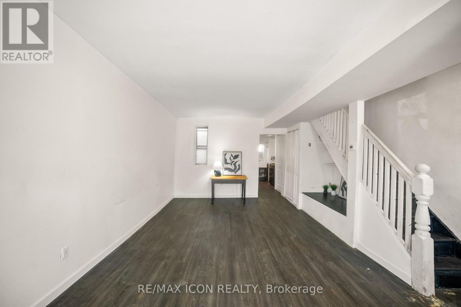 898 Eastern Avenue, Toronto, Ontario  M4L 1A4 - Photo 8 - E12490846