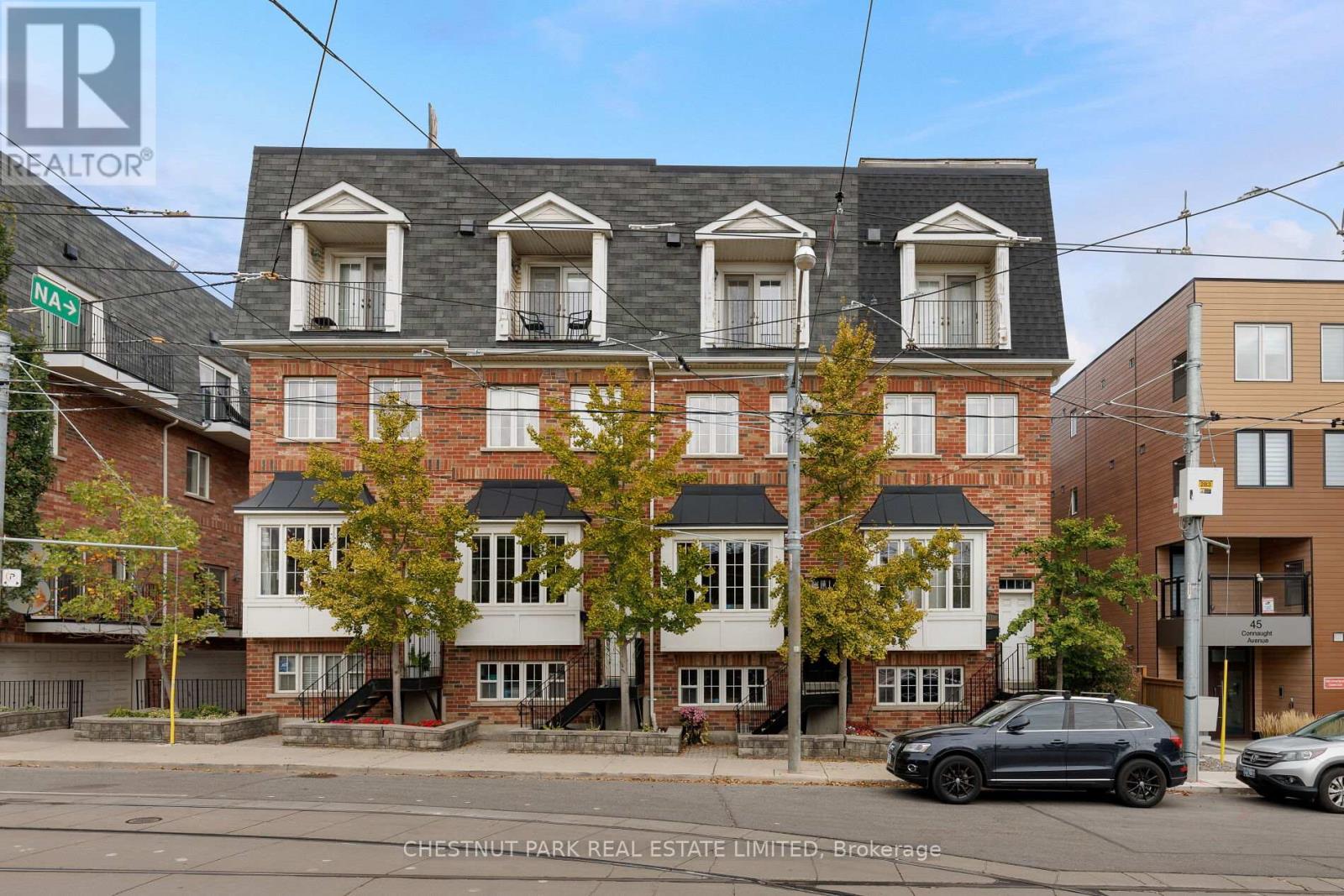 53 CONNAUGHT AVENUE, Toronto, Ontario
