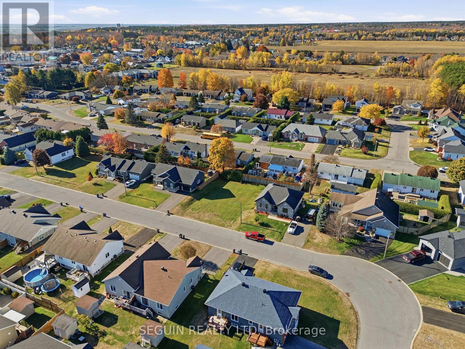 97 Richard Street, Alfred And Plantagenet, Ontario  K0B 1A0 - Photo 10 - X12490930