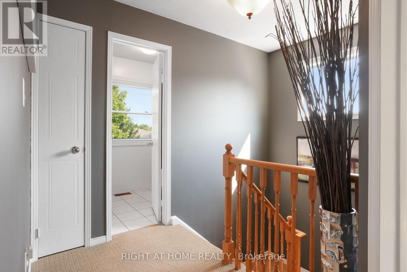 48 Michael St Street, Essa, Ontario  L0M 1B2 - Photo 10 - N12490488