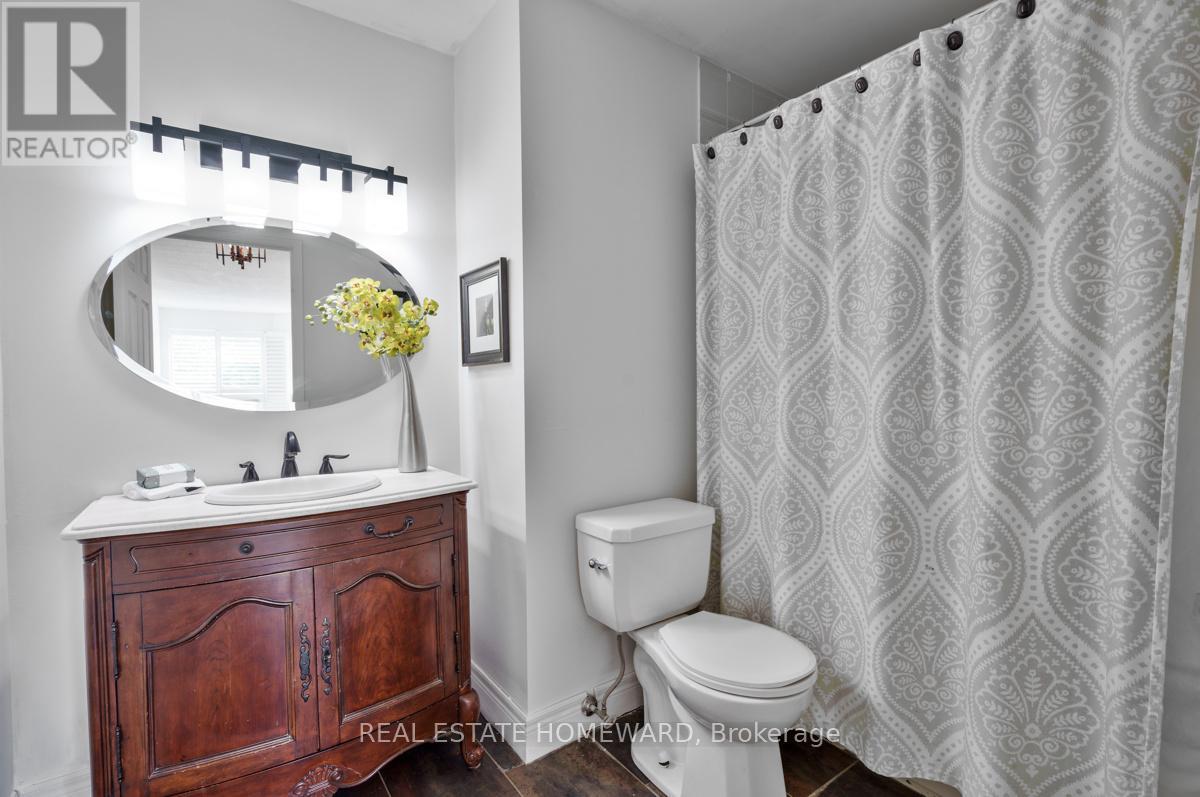 208 - 111 Grew Boulevard, Georgina, Ontario  L0E 1L0 - Photo 14 - N12490492