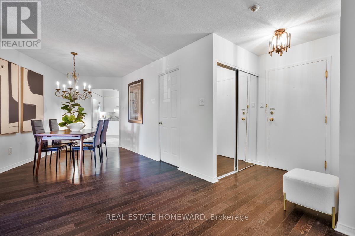 208 - 111 Grew Boulevard, Georgina, Ontario  L0E 1L0 - Photo 2 - N12490492