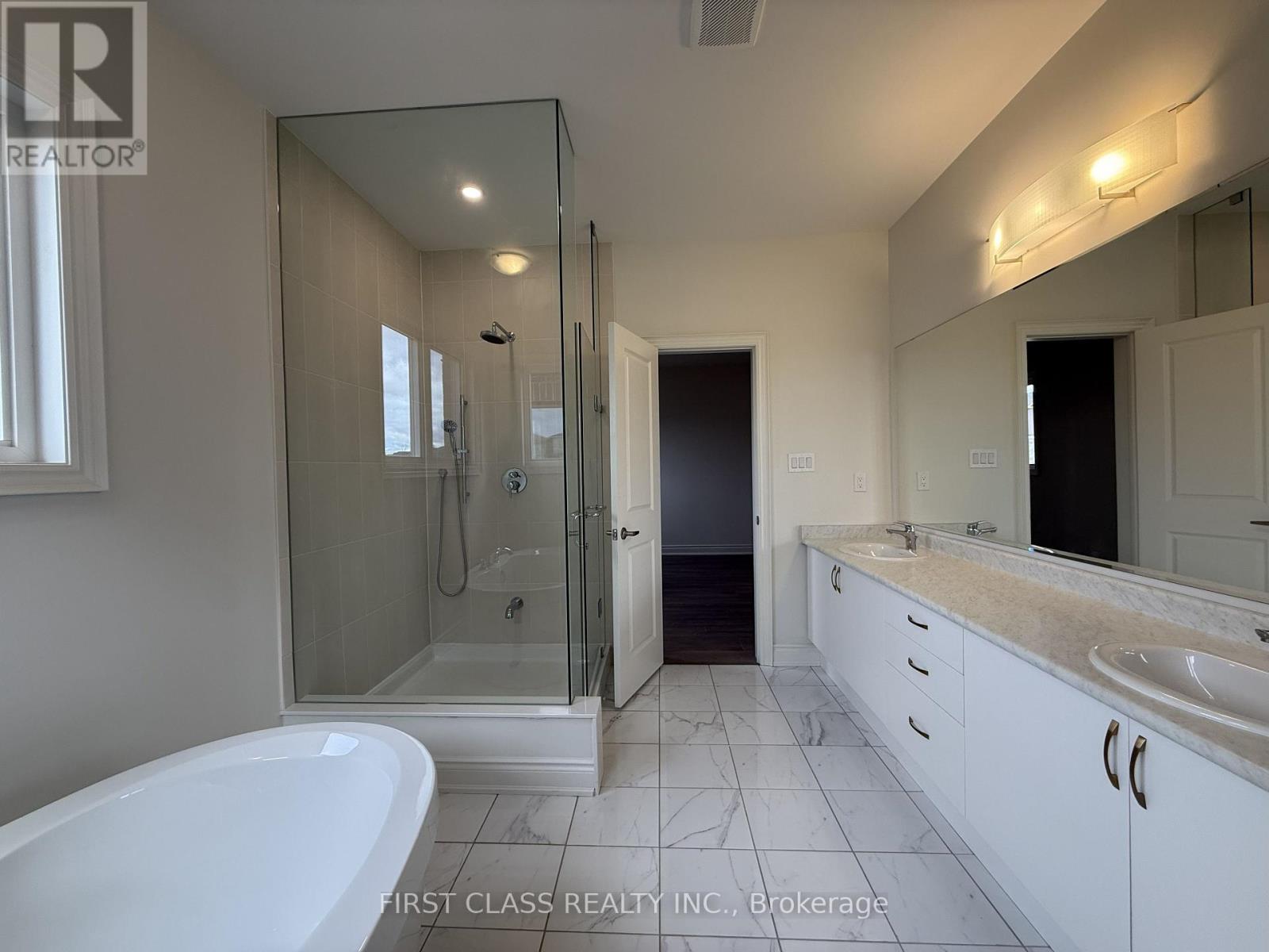 93 Boccella Crescent, Richmond Hill (Headford Business Park), Ontario  L4B 0H9 - Photo 21 - N12490512