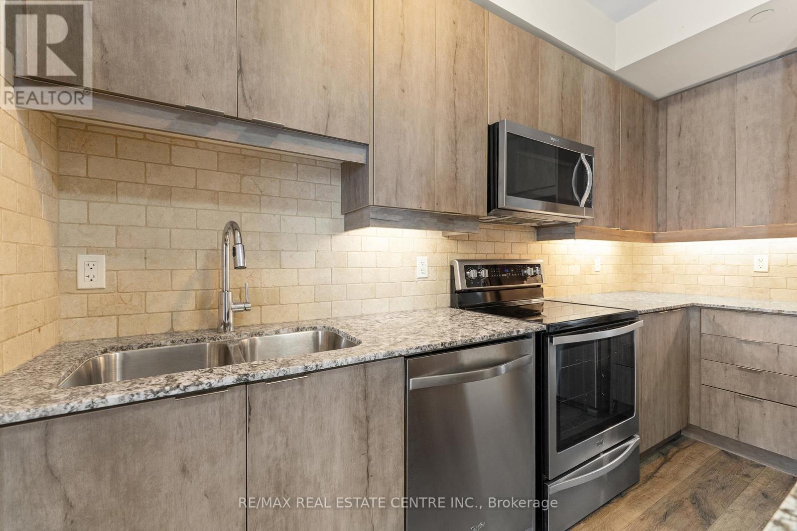 3004 - 2910 Highway 7 Road W, Vaughan (Concord), Ontario  L4K 0H8 - Photo 10 - N12490520