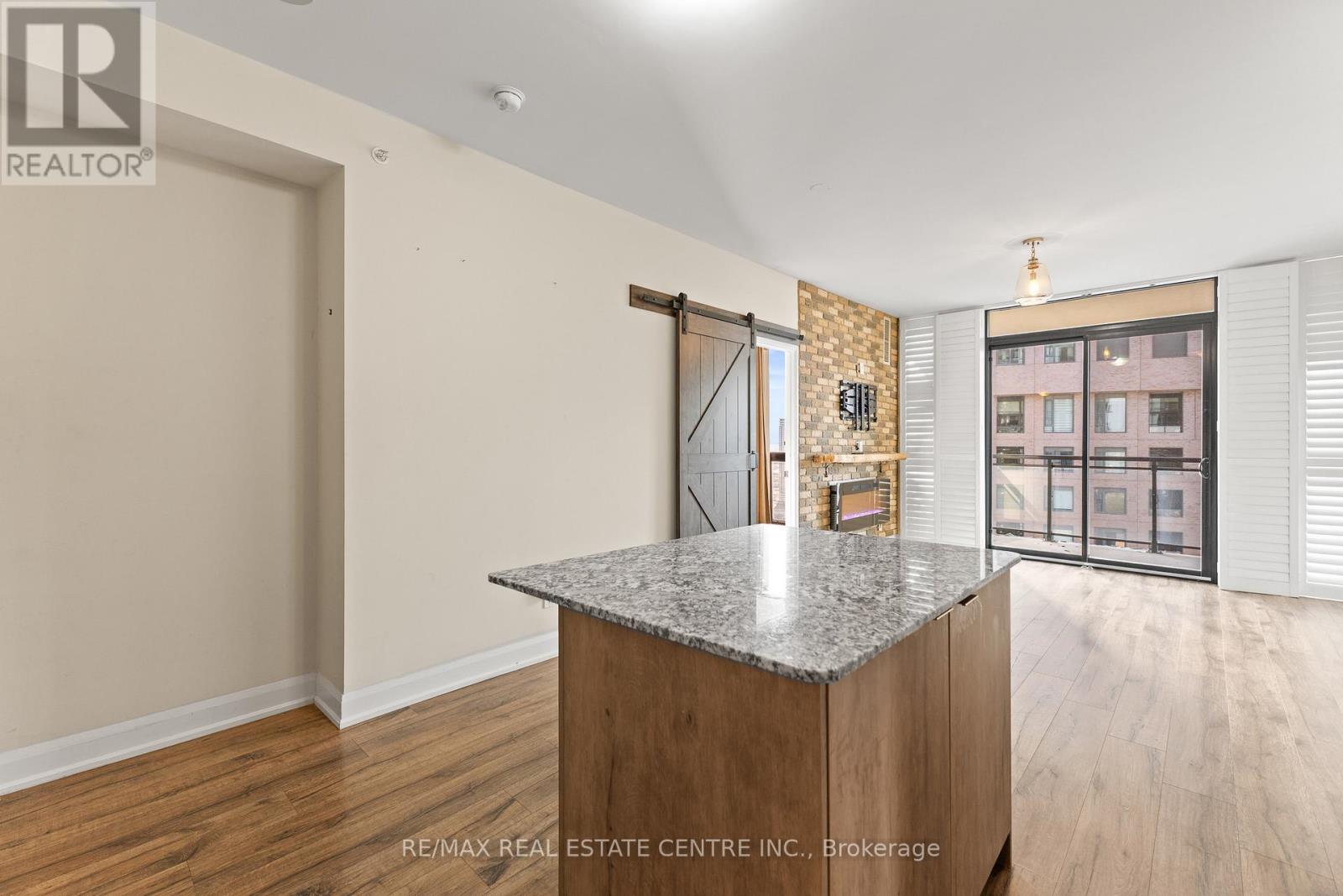 3004 - 2910 Highway 7 Road W, Vaughan (Concord), Ontario  L4K 0H8 - Photo 11 - N12490520