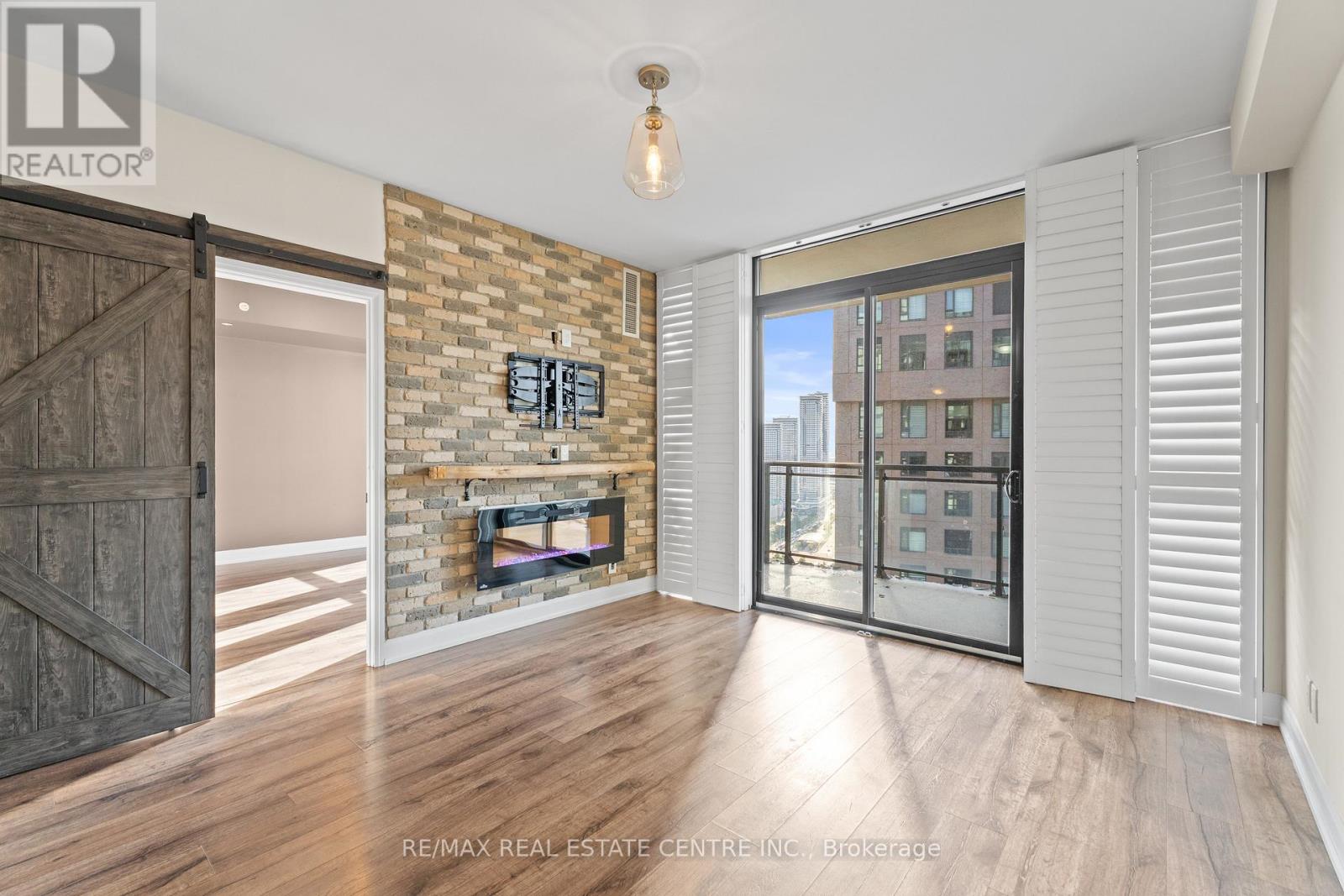 3004 - 2910 Highway 7 Road W, Vaughan (Concord), Ontario  L4K 0H8 - Photo 13 - N12490520