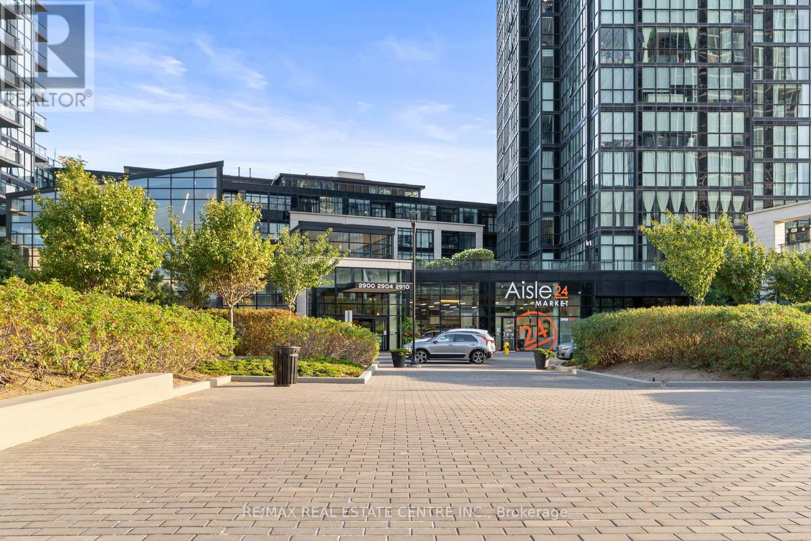 3004 - 2910 Highway 7 Road W, Vaughan (Concord), Ontario  L4K 0H8 - Photo 3 - N12490520