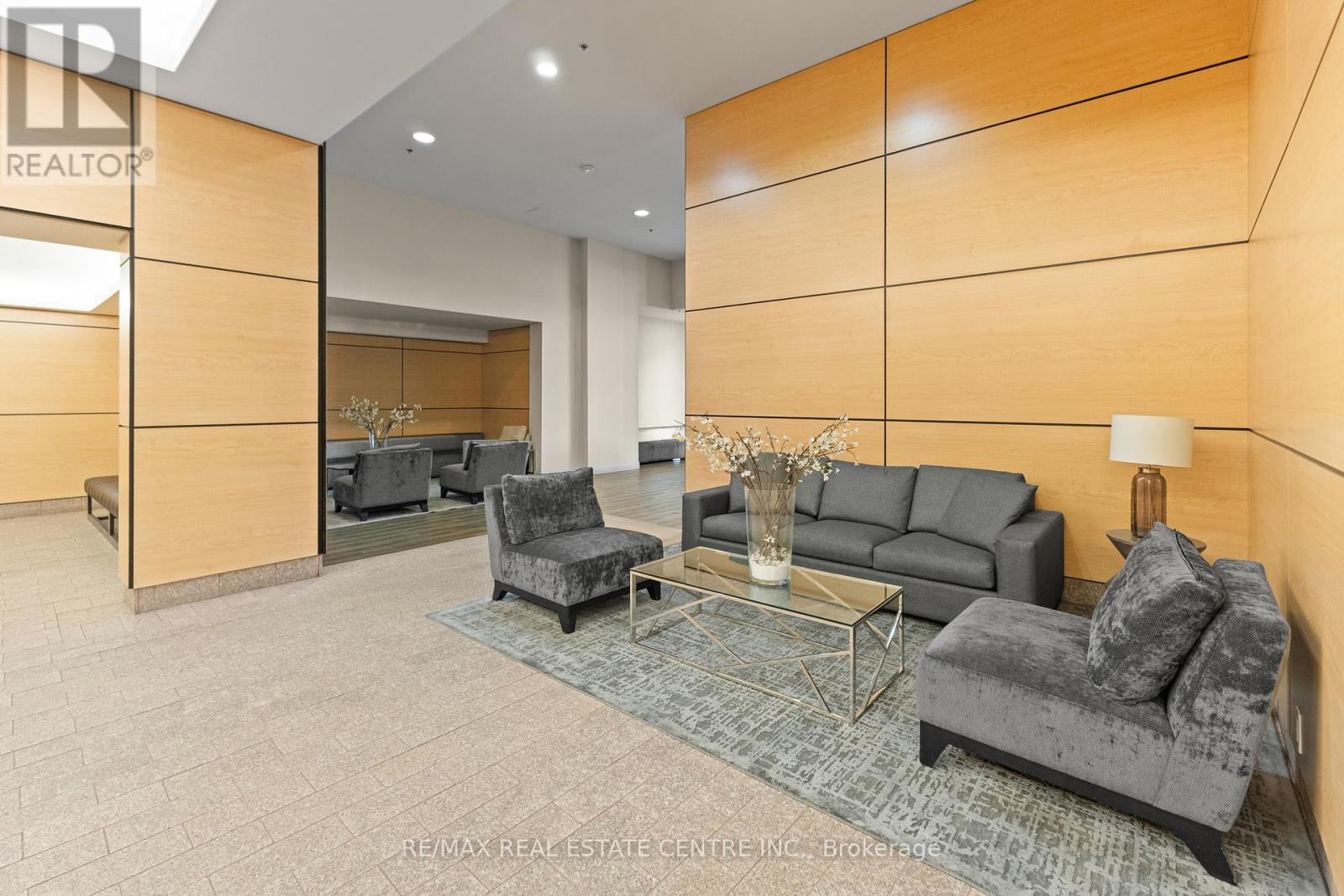 3004 - 2910 Highway 7 Road W, Vaughan (Concord), Ontario  L4K 0H8 - Photo 4 - N12490520