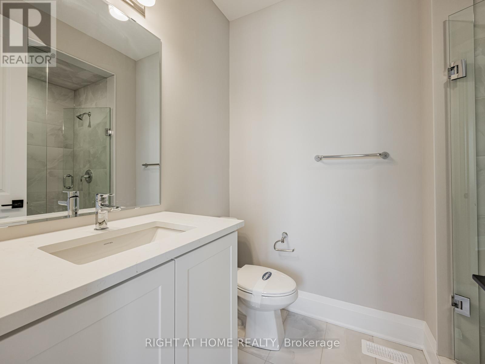 61 Greenridge Crescent, Markham, Ontario  L6C 3M1 - Photo 16 - N12490528