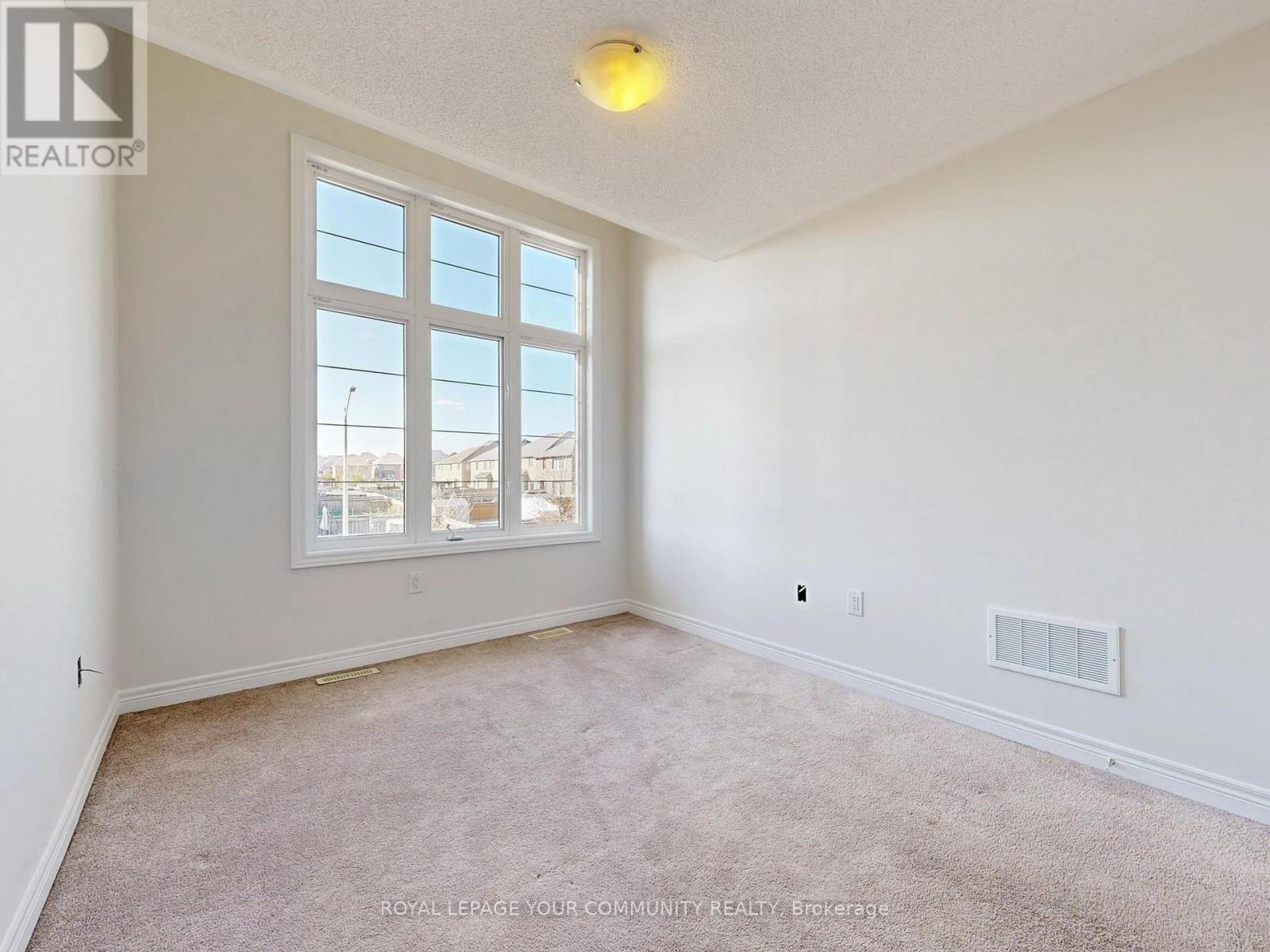 2112 Dale Road, Innisfil (Alcona), Ontario  L9S 0L4 - Photo 11 - N12490532