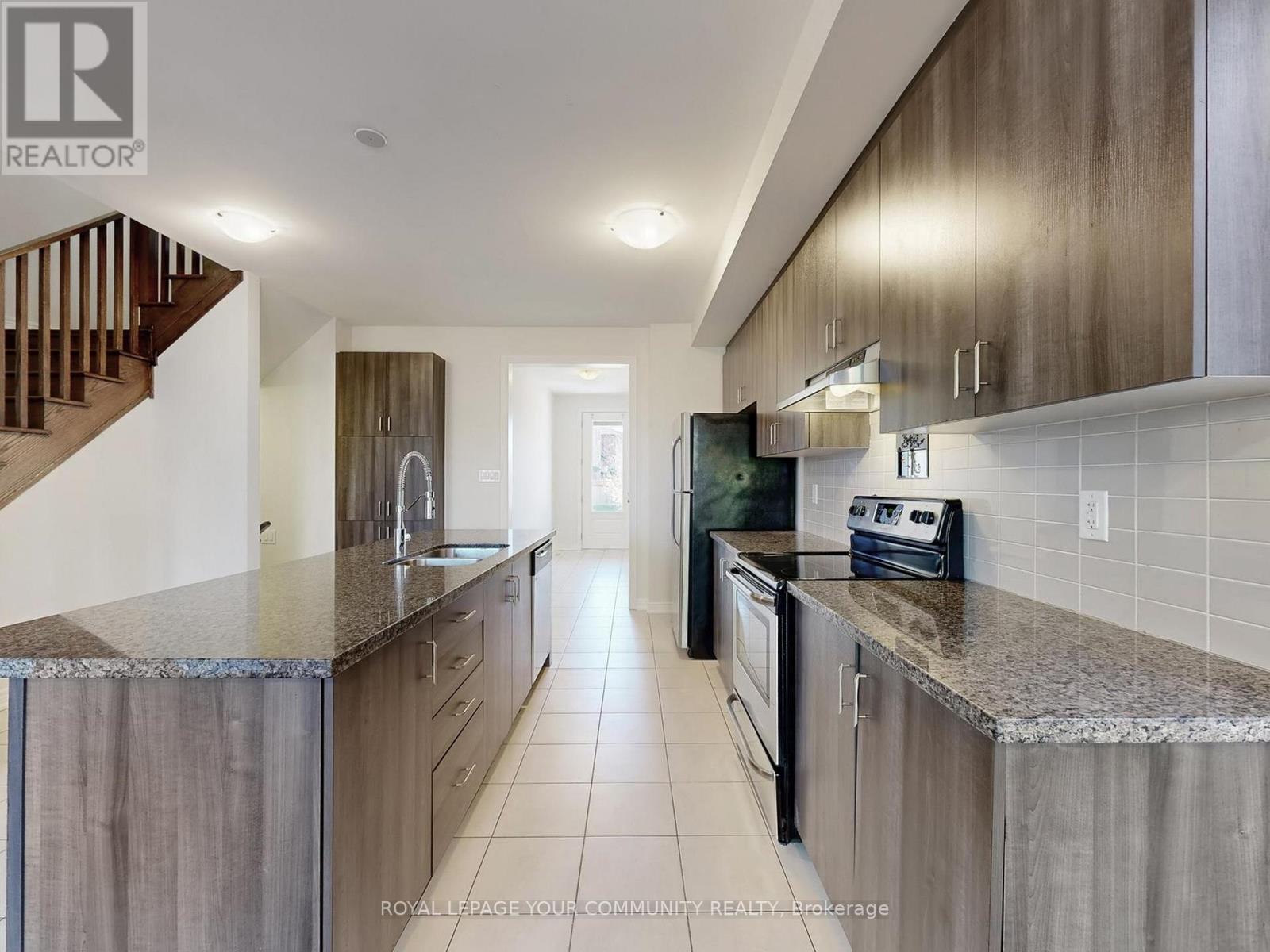 2112 Dale Road, Innisfil (Alcona), Ontario  L9S 0L4 - Photo 14 - N12490532