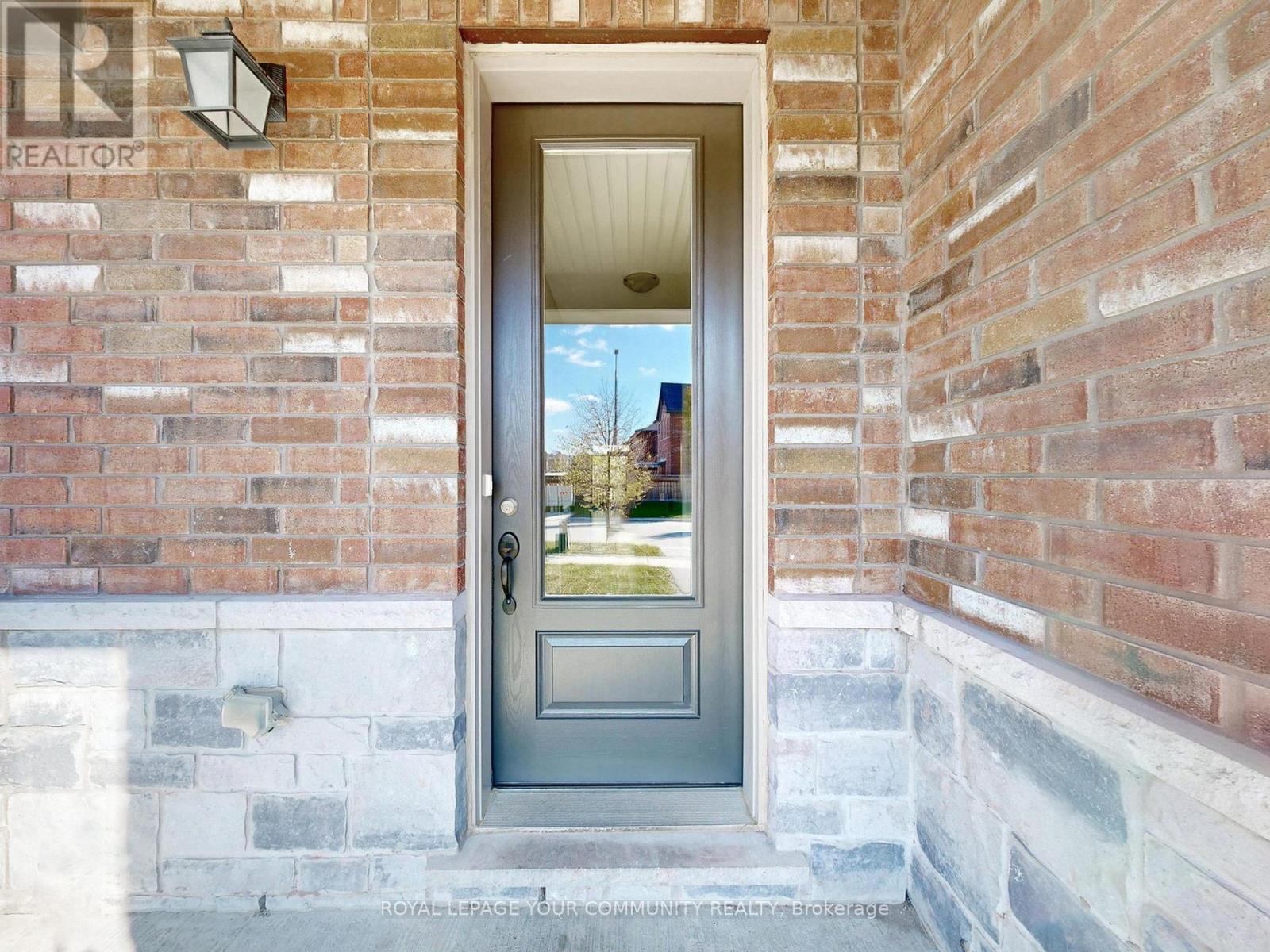 2112 Dale Road, Innisfil (Alcona), Ontario  L9S 0L4 - Photo 19 - N12490532