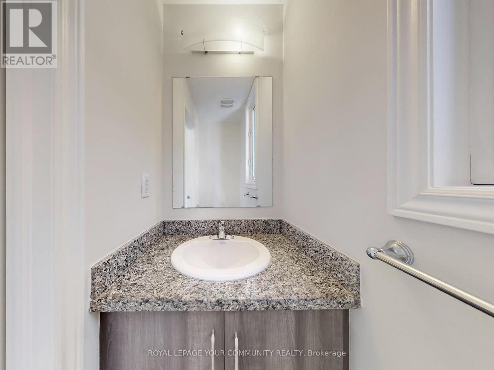 2112 Dale Road, Innisfil (Alcona), Ontario  L9S 0L4 - Photo 22 - N12490532