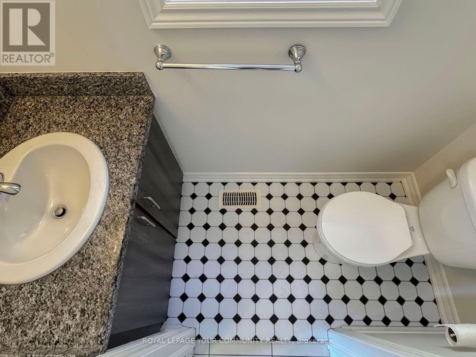 2112 Dale Road, Innisfil (Alcona), Ontario  L9S 0L4 - Photo 23 - N12490532