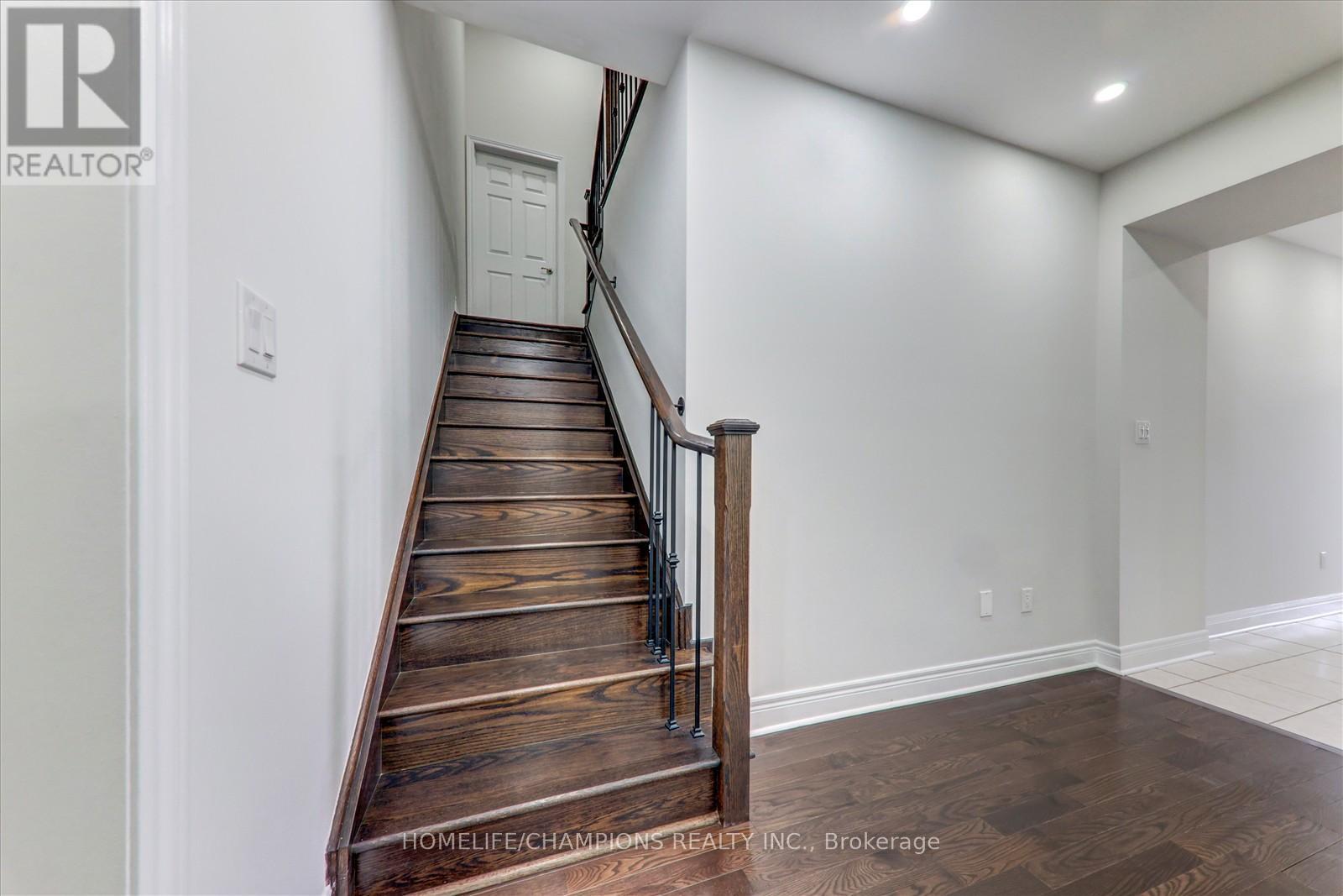 21 Vanni Avenue, Markham, Ontario  L3S 0G3 - Photo 17 - N12490572