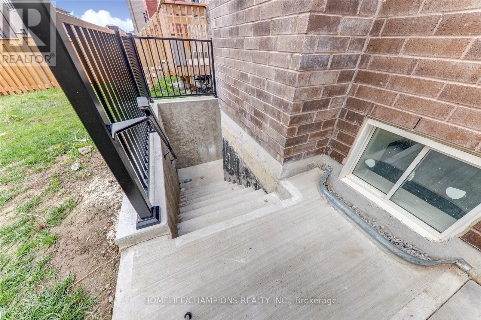 21 Vanni Avenue, Markham, Ontario  L3S 0G3 - Photo 38 - N12490572