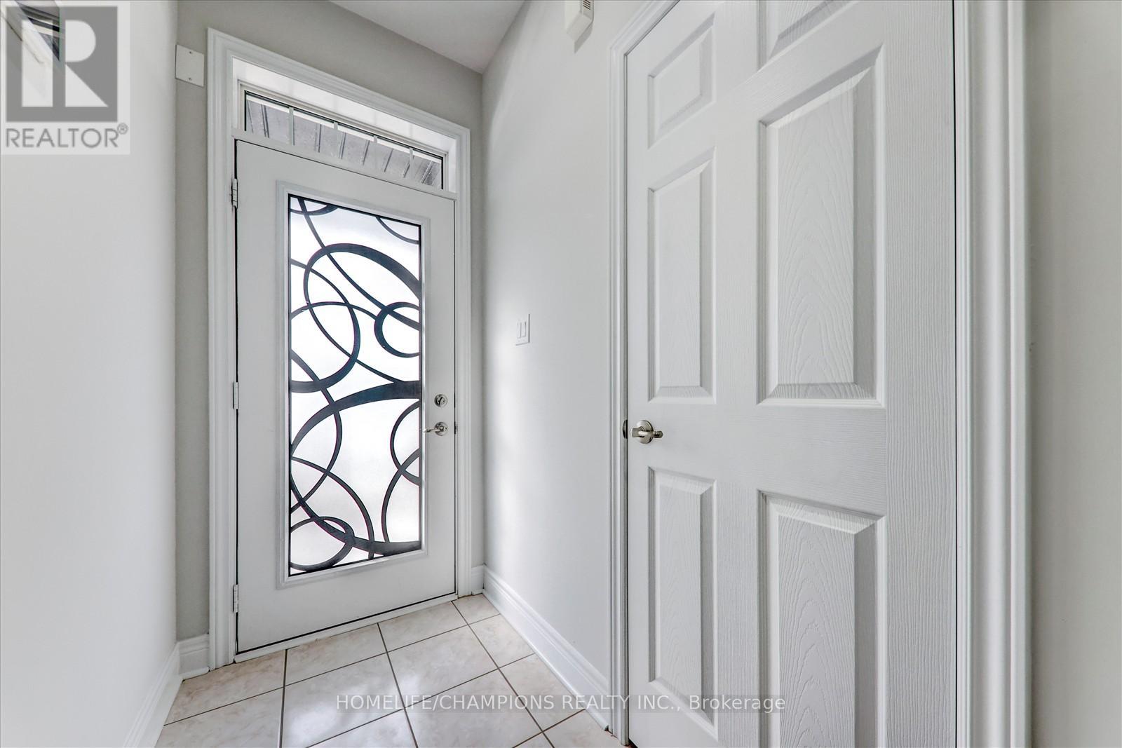 21 Vanni Avenue, Markham, Ontario  L3S 0G3 - Photo 5 - N12490572