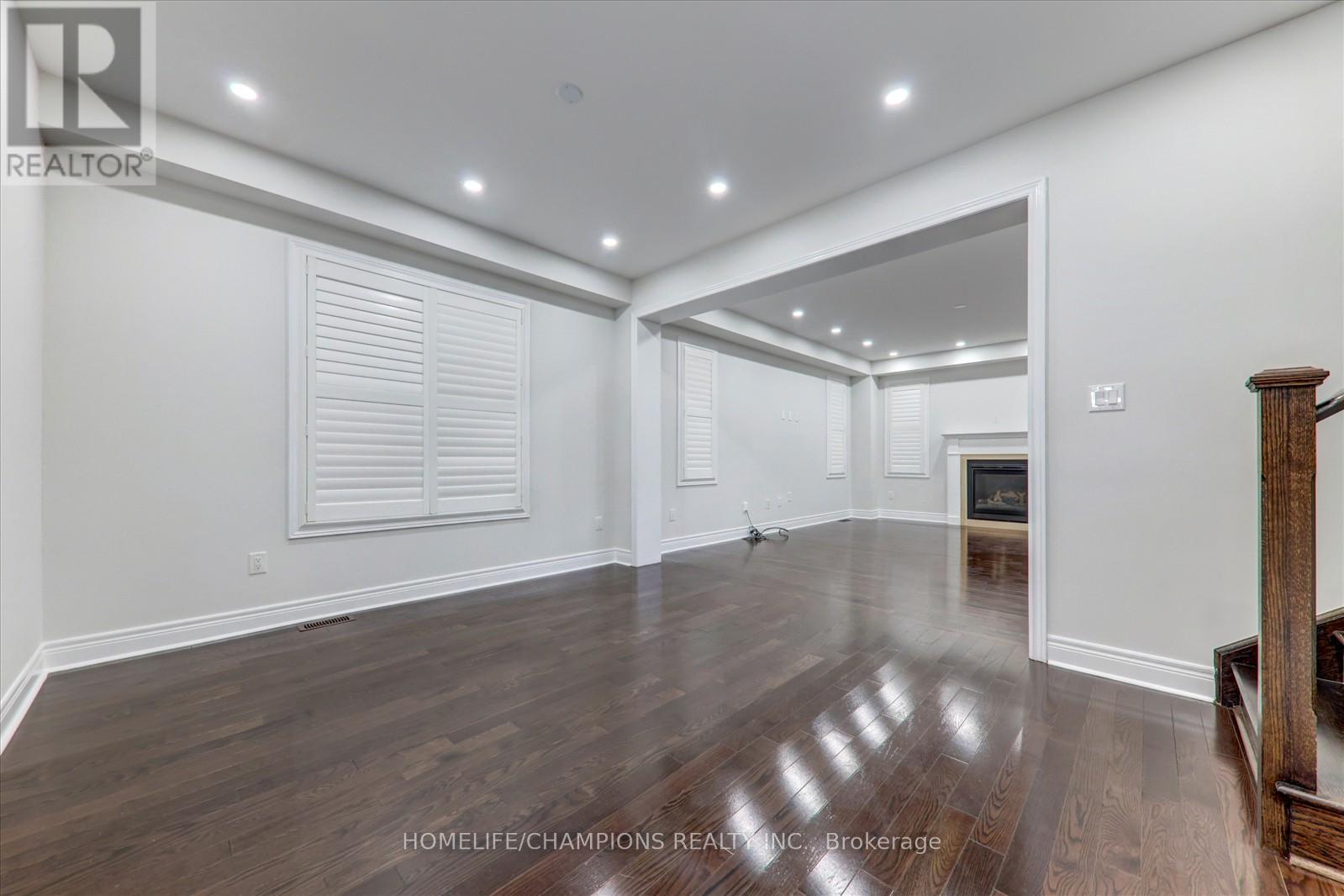 21 Vanni Avenue, Markham, Ontario  L3S 0G3 - Photo 8 - N12490572