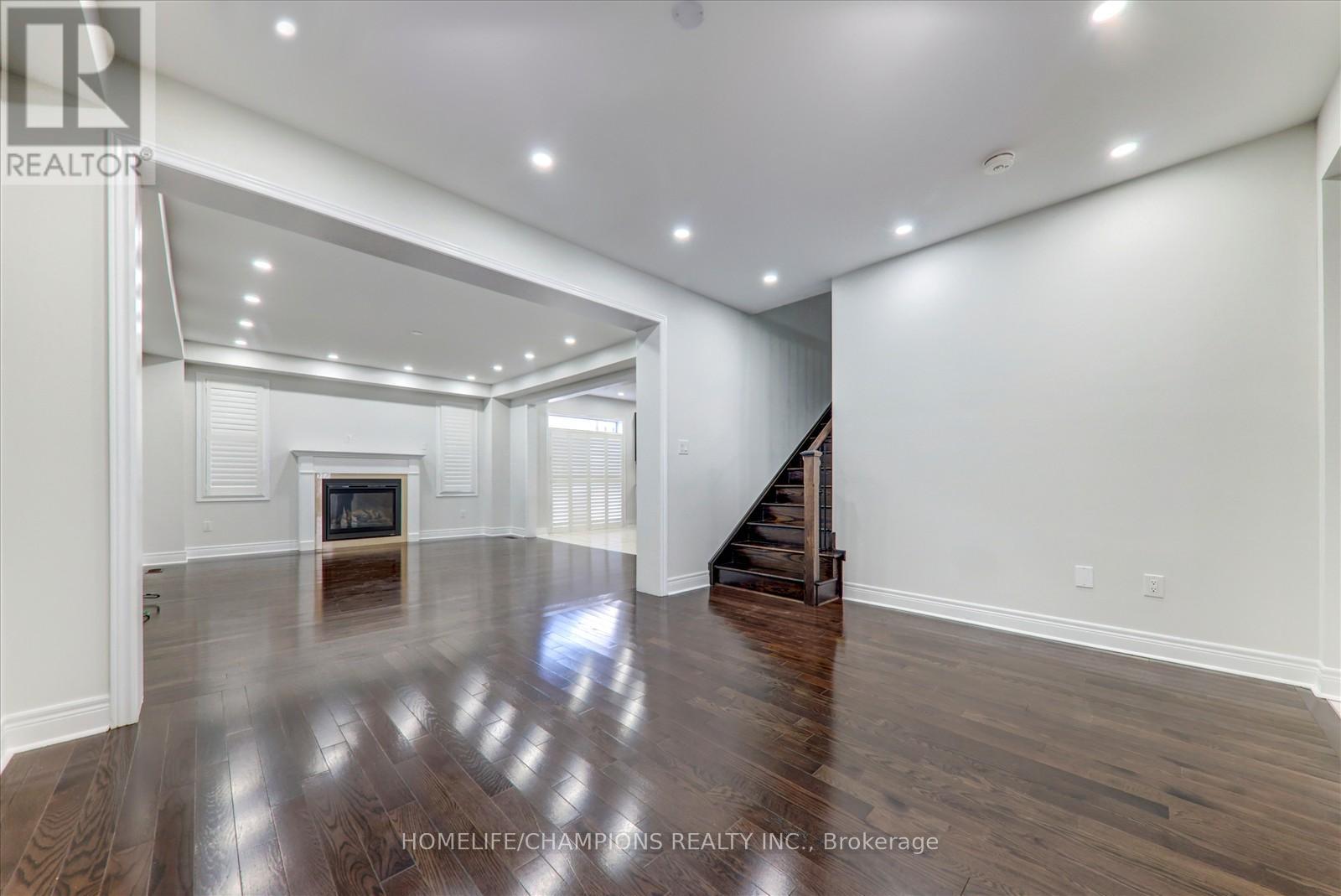 21 Vanni Avenue, Markham, Ontario  L3S 0G3 - Photo 9 - N12490572